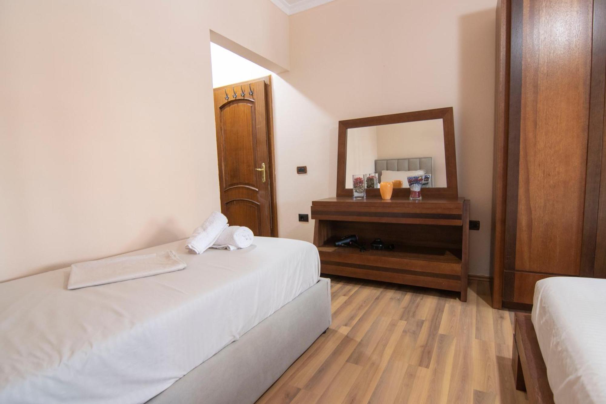 Tirana Central Apartment 외부 사진
